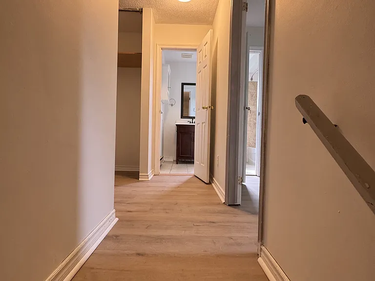 18 Annamaria Dr — Photo 8