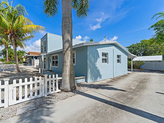 4th image of 1779 Len Dr #1