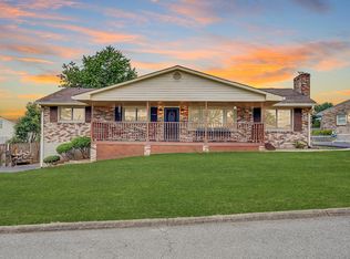 713 Greenwich Dr, Roanoke, VA 24019