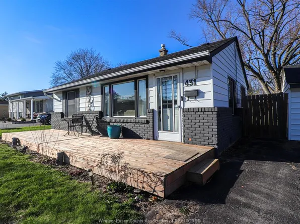 431 Maple Ave, Lasalle, ON N9J 1P3