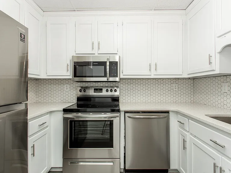 806 Palm St #3 — Photo 16