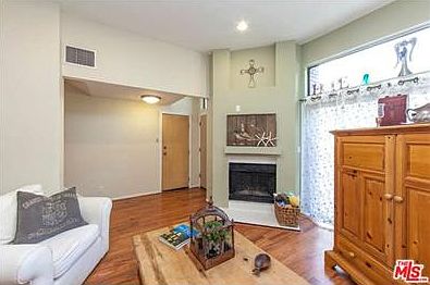 4th image of 18745 Hatteras St Unit 46