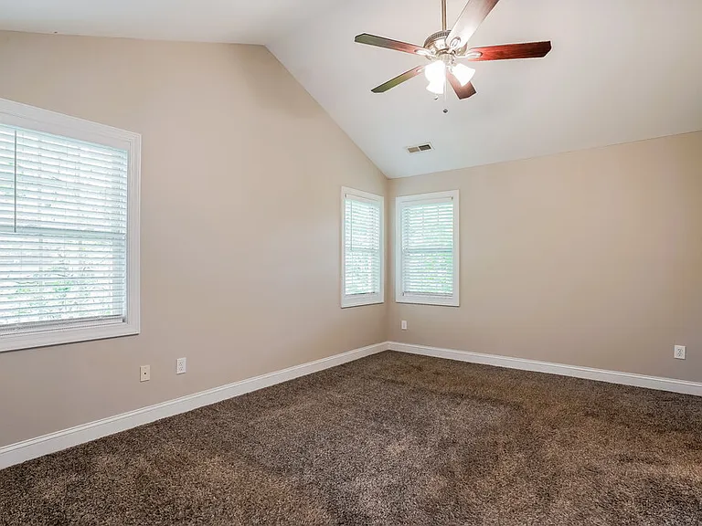 308 Cardinal Crest Ln — Photo 13