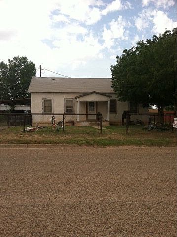 1st image of 623 N Main Ave