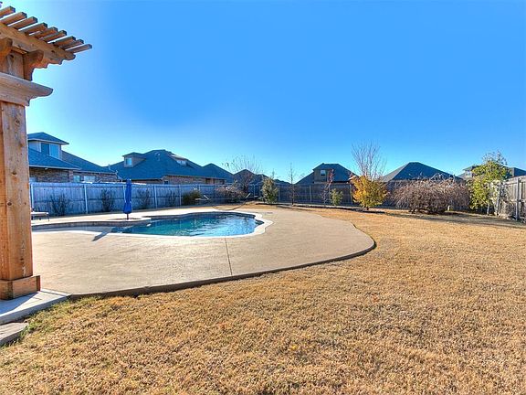4th image of 17209 Triana Dr