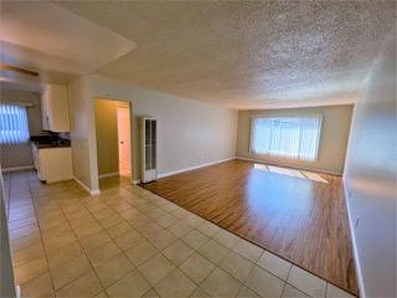 4th image of 4119-4131 Pixie Ave #411923