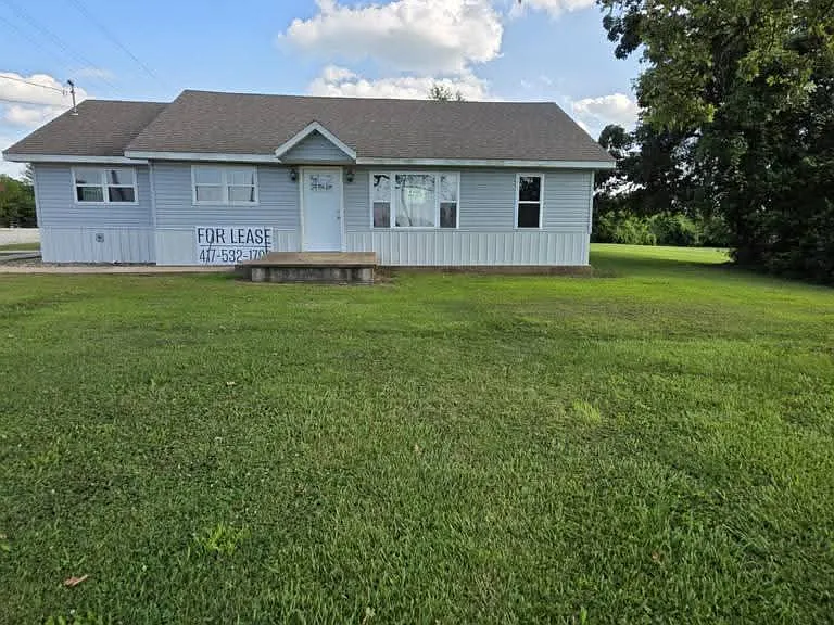 1100 Millcreek Rd — Photo 3