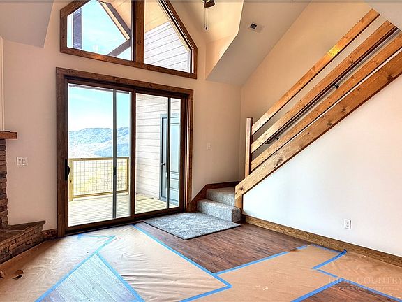 4th image of 142 Crescent Lane #22A