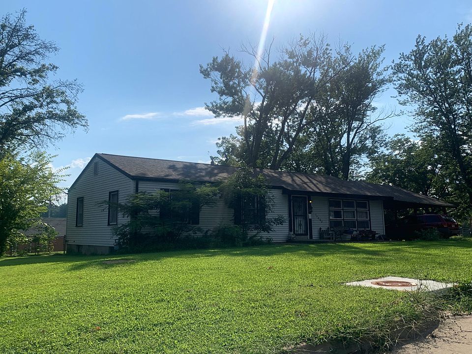 2nd image of 11200 Magdalena Ct