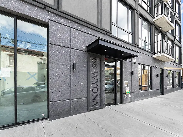 2715 Fulton St #203 — Photo 28