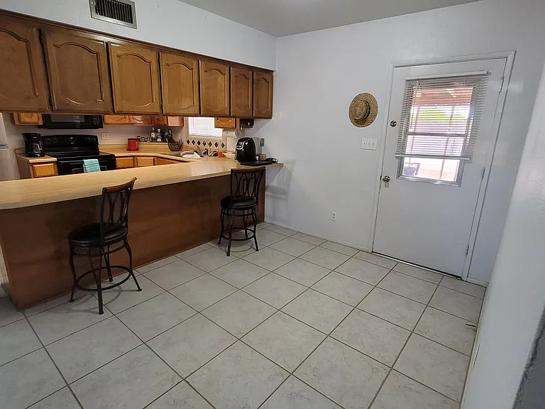1263 N Mesquite Ln — Photo 4