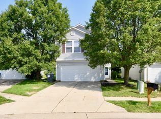 352 Clayton Ln, Greenwood, IN