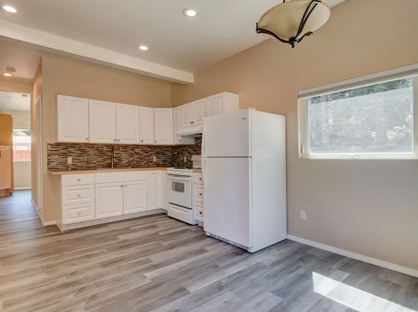 811 Patmore Rd, Coupeville, WA 98239