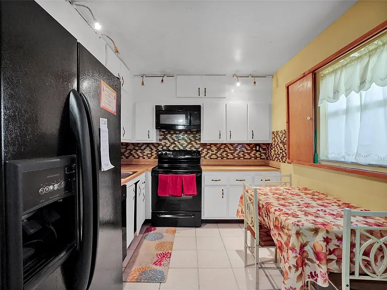 2800 Somerset Dr #418J — Photo 9