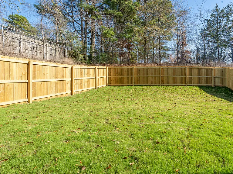 3504 Zach Ct — Photo 32