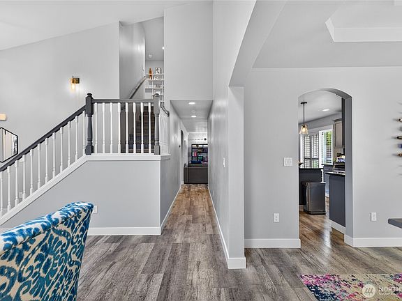 5th image of 1031 Cove View Cir.
