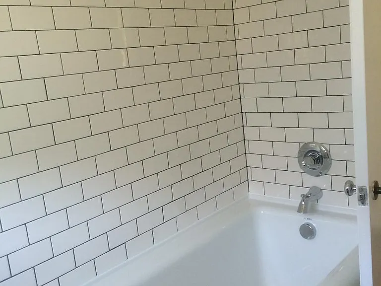 Bathtub