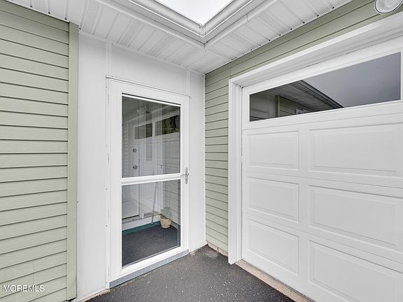 4th image of 67 Greenbriar Boulevard #67
