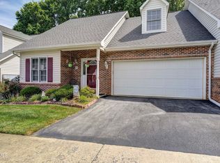 26 Cherokee Ridge Ct #26, Johnson City, TN 37604