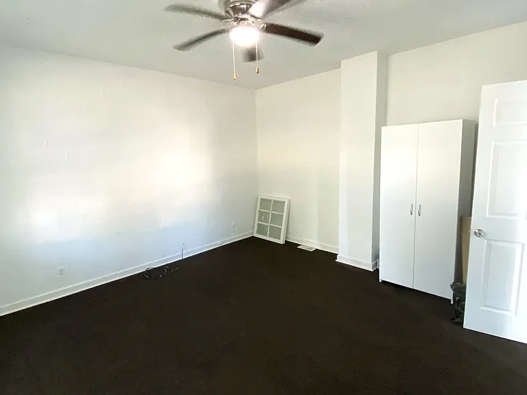 1203 W Butler St — Photo 3