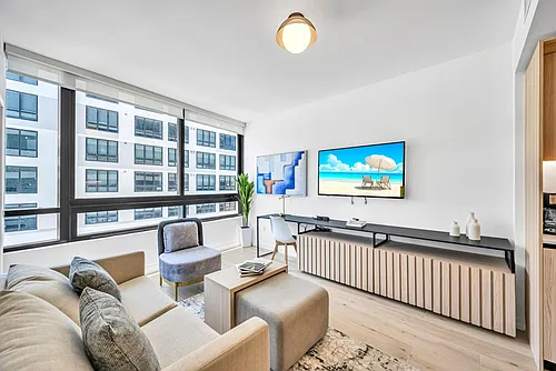 225 N Miami Ave #ID1520402P Photo 1 225 N Miami Ave #ID1520402P Photo 1
