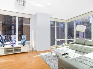 247 W 46th St APT 604, New York, NY 10036