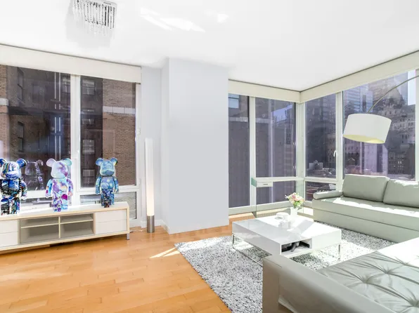 247 West 46th Street image 1 of 13