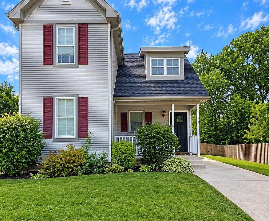1st image of 1122 Villa STREET