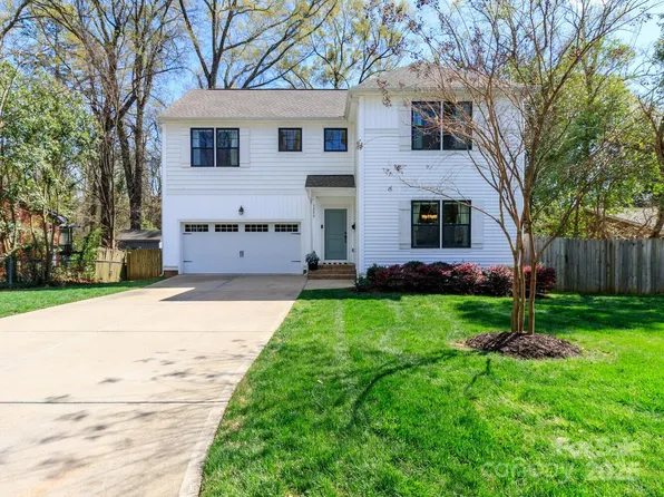 3200 Cosby Pl, Charlotte, NC 28205