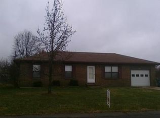 610 E Dyann Dr, Nixa, MO 65714