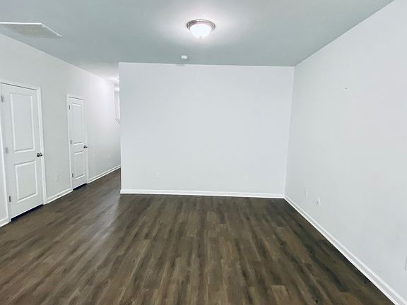 Living room 3_11112021