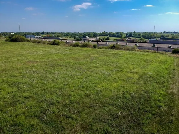 300 Cull Ln, Dry Ridge, KY 41035