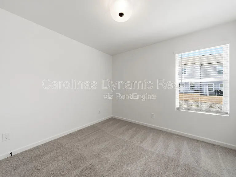 11936 Basking Dr — Photo 23