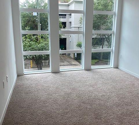3rd image of 500 E Church St APT 2
