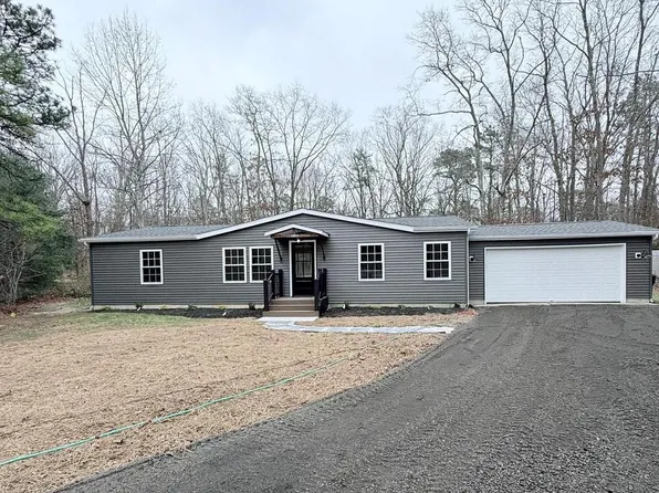 1352 White Oak Cir, Egg Harbor City, NJ 08215