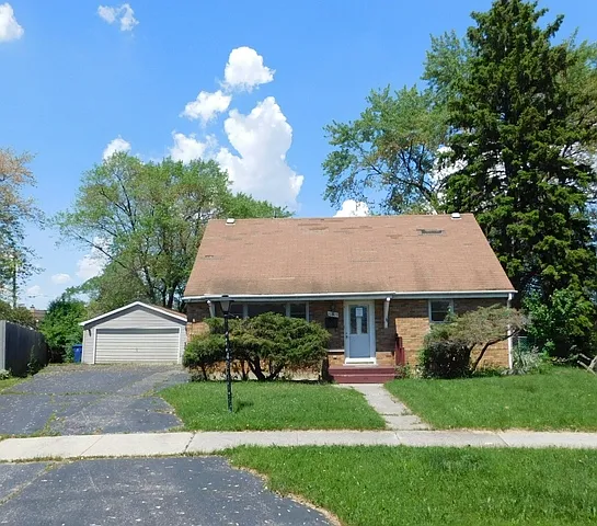 10803 Mayfield Ave photo 1