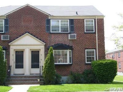 69-10 213 Street #Lower, Oakland Gardens, NY, 11364