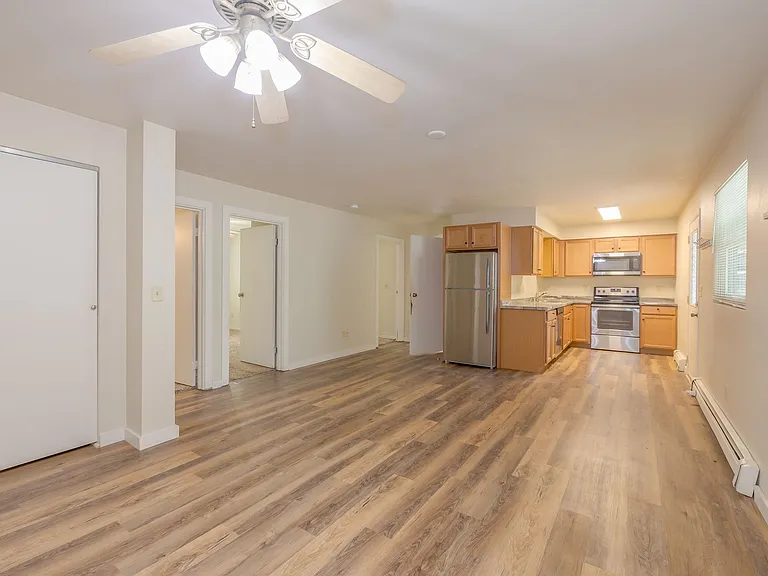 836 Vine Ave — Photo 17