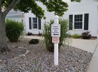 10644 Independence Dr, North Royalton, OH 44133