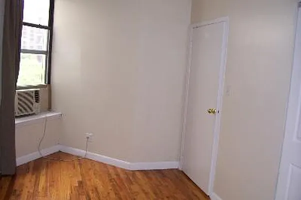 Rented by Corcoran | media 6