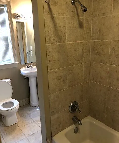 4287 Poplar St — Photo 6