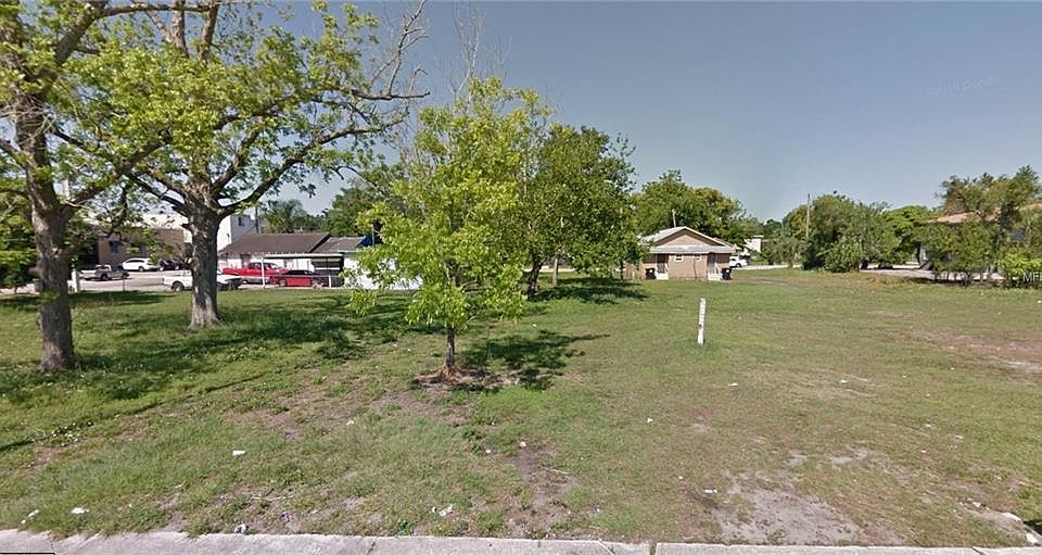 2nd image of 106 McQuigg Ave