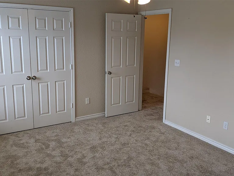 114 Sendero Dr — Photo 21