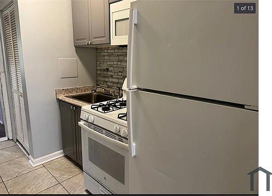 2nd image of 1601 18th St SE APT 2