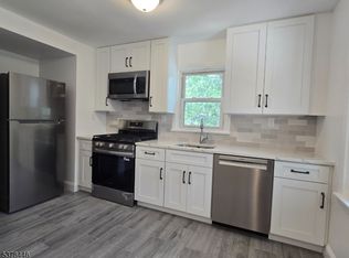 128 2nd St, Pequannock, NJ 07440