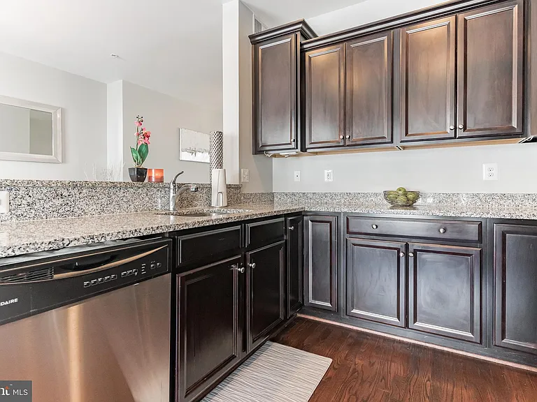 2531 Standifer Pl — Photo 20