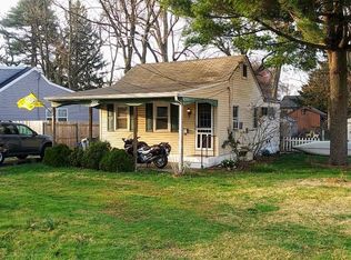 528 Newport Rd, Bristol, PA 19007