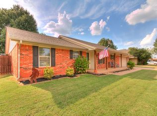 629 N Canadian Ter, Mustang, OK 73064