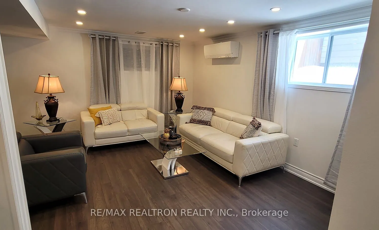 2 bed, $1,980 — Photo 3