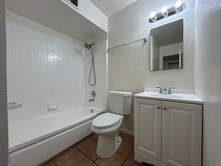5132 W Osborn Rd — Photo 21